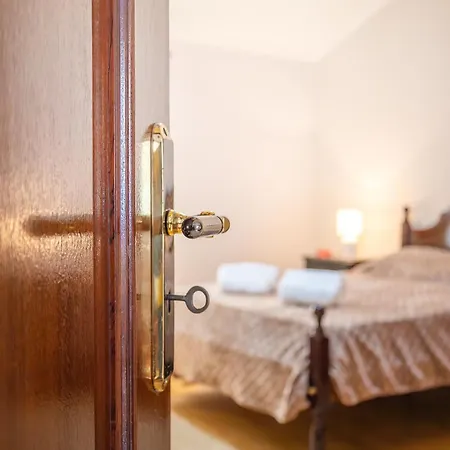 Margaret's Place * فيلا فرانكا دو كامبو