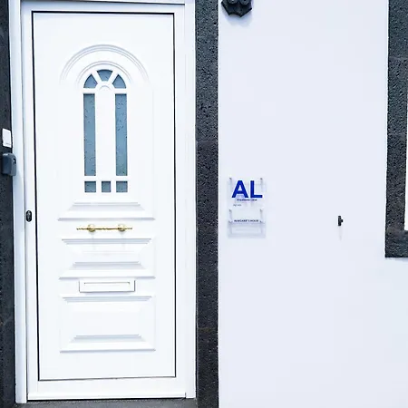 Margaret's Place منزل للإقامة فيلا فرانكا دو كامبو