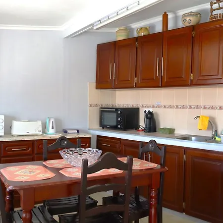 منزل للإقامة Margaret's Place فيلا فرانكا دو كامبو