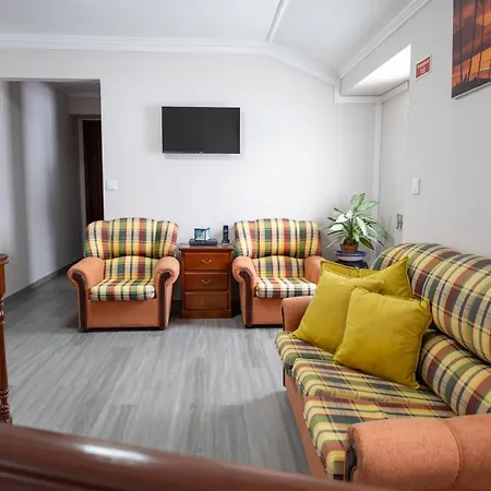 Margaret's Place Pansiyon Vila Franca do Campo
