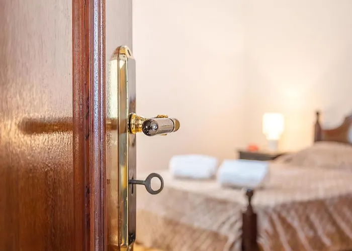 Margaret's Place * فيلا فرانكا دو كامبو